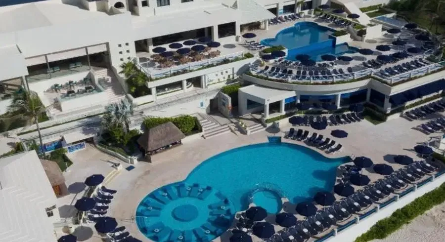 Occidental Tucancún